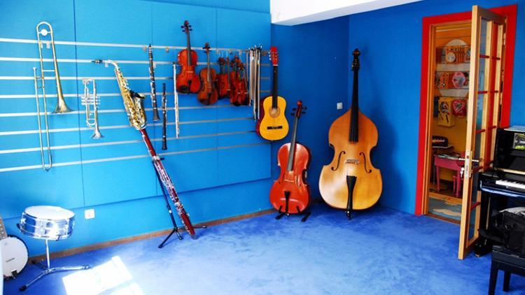 15 öğrenciye müzik bursu
