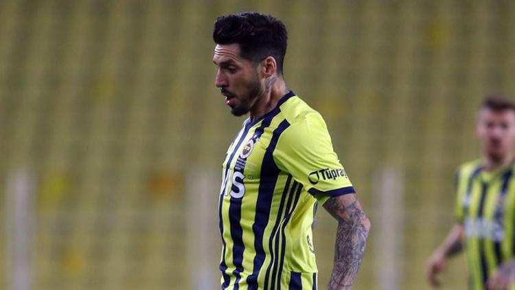 Son Dakika | Fenerbahçe'de Jose Sosa antrenmana katılmadı