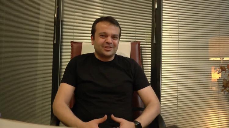 Sihirli Annem'in Avni'si Bülent Seyran kimdir?