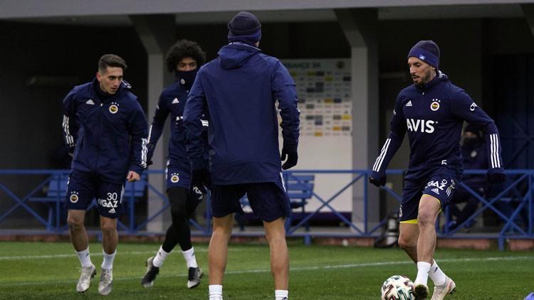 Fenerbahçe, Başakşehir maçına hazır! Jose Sosa...