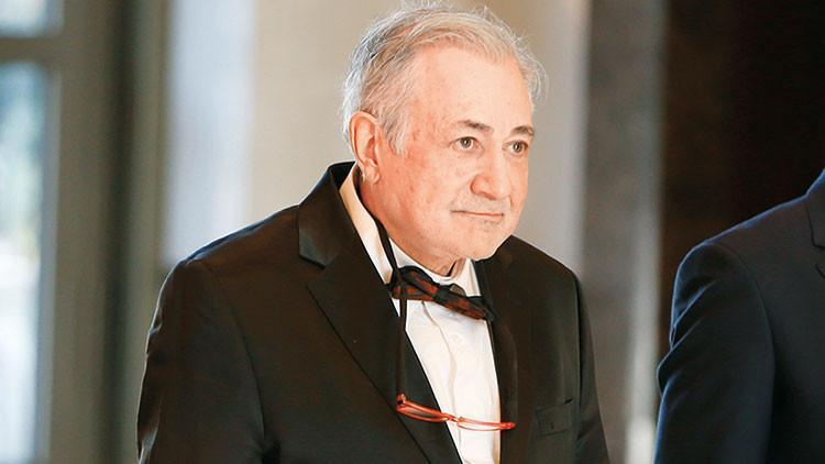Gençlerin dostu, sigaranın düşmanıydı... ‘Huysuz Profesör’ hem vedalaştı hem vasiyet etti
