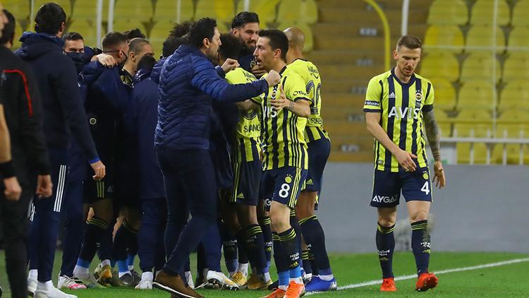 Fenerbahçe'de Erol Bulut'tan galibiyeti getiren 3 kritik karar!