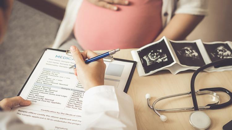 Anne adayları pandemi sürecinde tarama testlerini mutlaka yaptırmalı