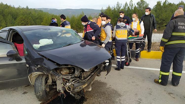 Kontrolden Cikan Otomobil Refuje Carpti 2 Yarali Son Dakika Haber