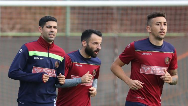 Alanyaspor, Başakşehir karşısında! Evindeki yenilmezlik serisi...