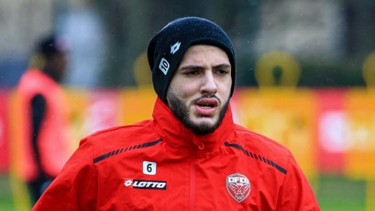 Ölümden dönen Fenerbahçe'nin eski futbolcusu Yassine Benzia, aylar sonra idmanda!
