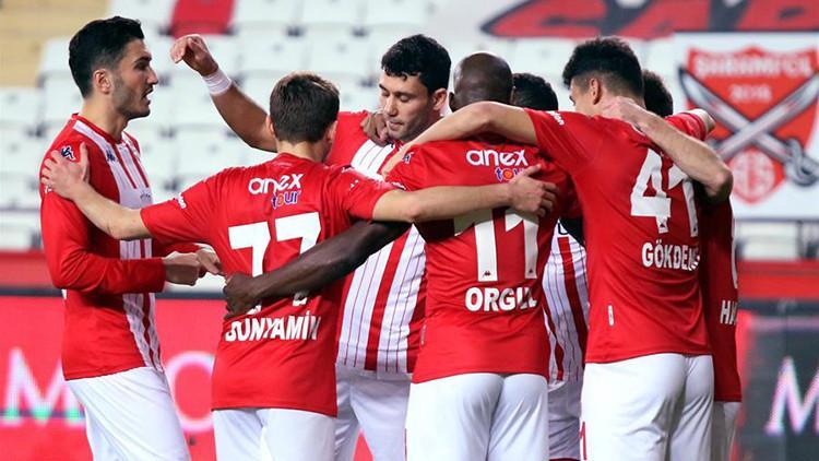 Antalyaspor bu sezon ilki yaşadı! Ersun Yanal...