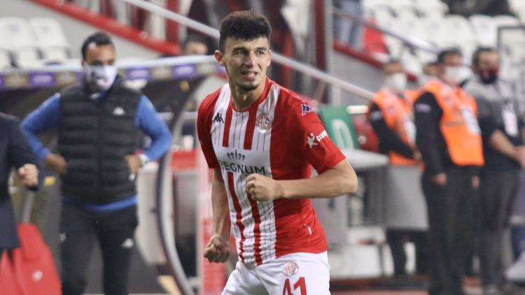 Antalyasporlu Gökdeniz Bayrakdar'ın hayali gol krallığı!