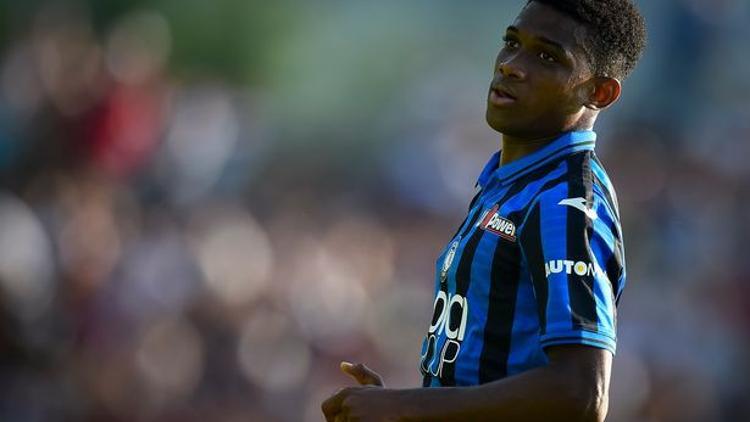 Manchester United, Amad Diallo'yu renklerine bağladı