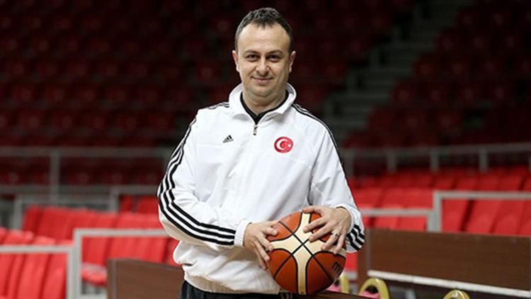 Hatay Büyükşehir Belediyespor'da ayrılık! Başantrenör Hakan Acer...