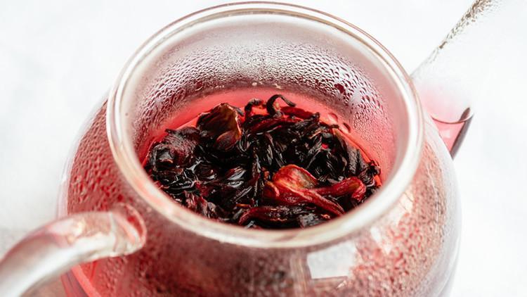 Hibiskus çayı nasıl demlenir, faydaları neler?