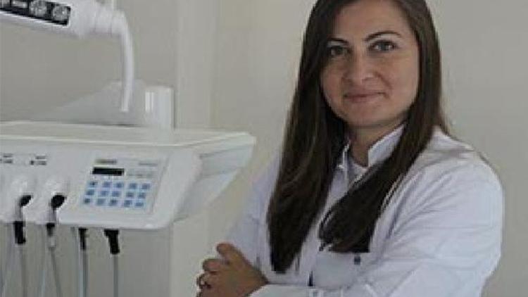 “Beyazlatma tedavisi, diş hekimi kontrolünde yapılmalıdır”