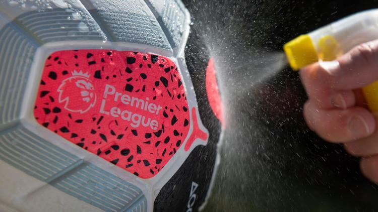 Premier Lig'de koronavirüs ertelemeleri! Maç programı değişti...