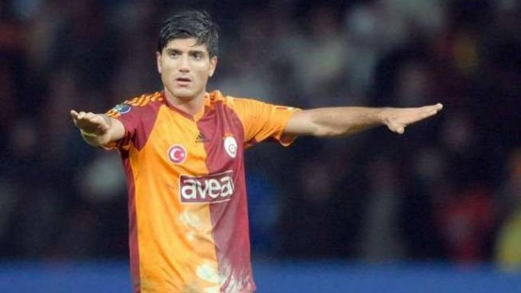 Survivor Barış Özbek kimdir nereli kaç yaşında, hangi takımda oynadı? Adı yıllarca yeşil sahalarda anılmıştı