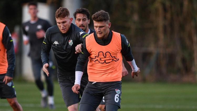 Bursaspor'da gençler tecrübe kazandıkça takımın direnci de arttı!
