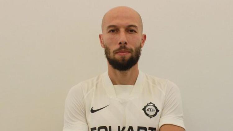 Altay'da Edin Cocalic oldu kampı terk ederek sözleşmesini feshetti
