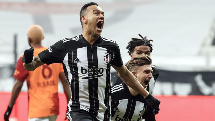 Josef de Souza'dan çılgın sevinç! Soğuk havaya aldırış etmeden...