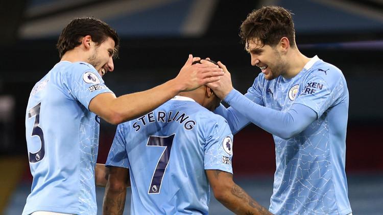 Manchester City, sahasında Crystal Palace'ı farklı yendi