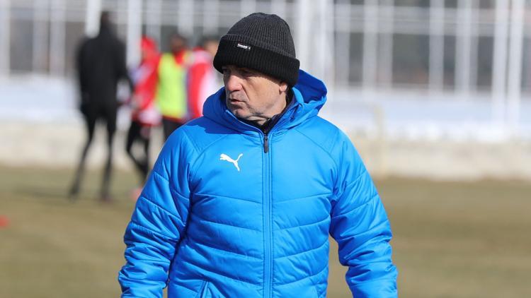 Sivasspor, Fenerbahçe'yi ağırlayacak! 4 maçtır yenilgisiz...