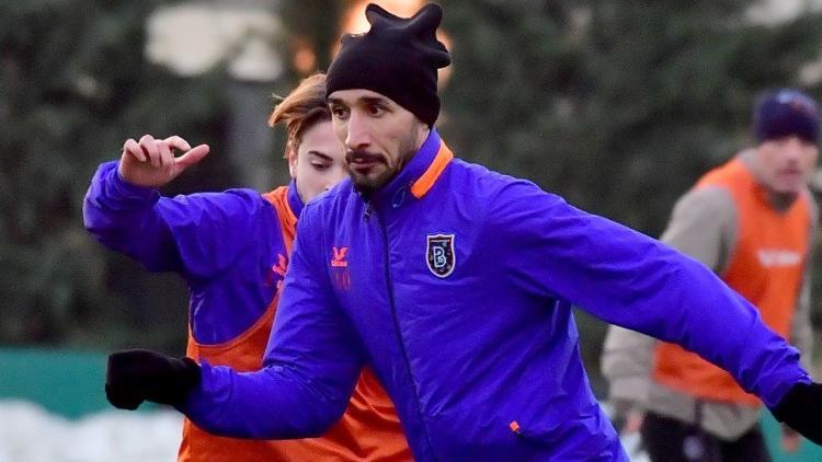 Başakşehir'in konuğu Rizespor! 3 futbolcu ceza sınırında...