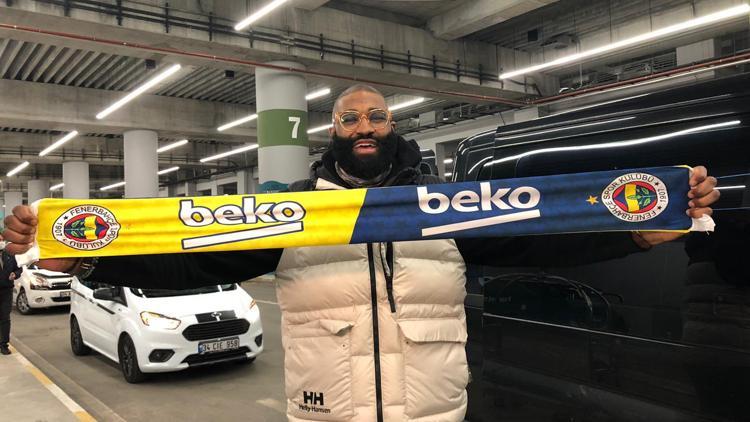 Fenerbahçe'nin yeni transferi Kyle O'Quinn İstanbul'da