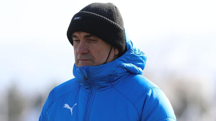 Sivasspor, İstanbul'da Kasımpaşa'ya konuk olacak! 4 oyuncu ceza sınırında...