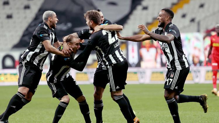 Sergen Yalçın oyuncu değişiklikleriyle kazandı