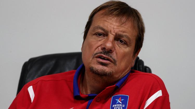 Ergin Ataman: "Mağdur olan hep biz oluyoruz"
