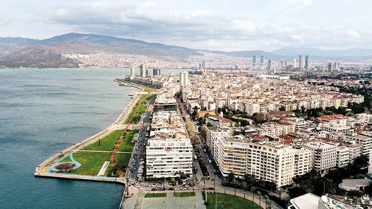 İzmir'de deprem fırtınası