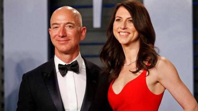 Amazon'un kurucusu görevini bırakıyor