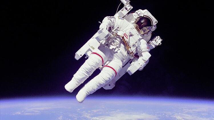 ay a ilk cikan insan kimdir ay a ilk ayak basan astronot hakkinda merak edilenler son dakika haberler