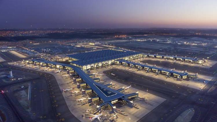İstanbul Havalimanı'nda uçuşlar kesintisiz devam ediyor