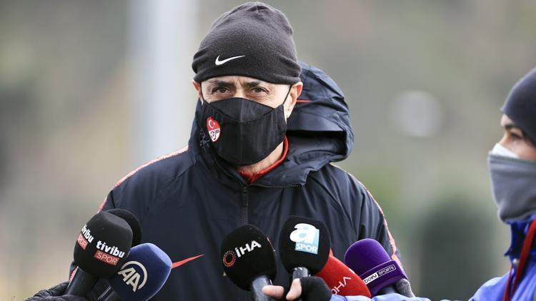 Tolunay Kafkas: "Keşke Ömer, Fenerbahçe'de kalıp oynasa, keşke Ali Akman..."