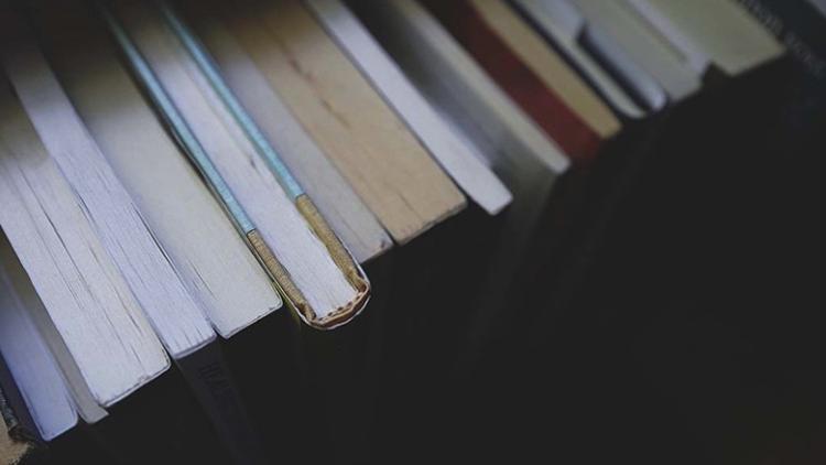 Raftan kitap seçmek 'Sosyal Kütüphane' ile kolaylaşacak