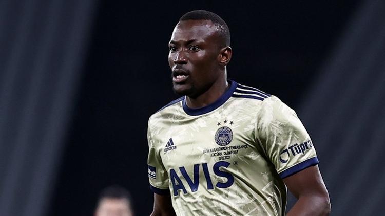 Fenerbahçeli Mame Thiam, Diyarbakır'da okul yeniletti