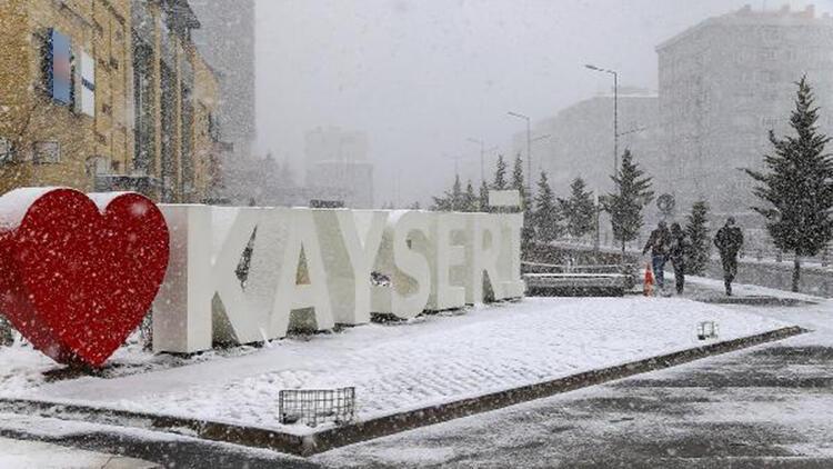 kayseri de kar yagisi etkili oldu son dakika haberleri