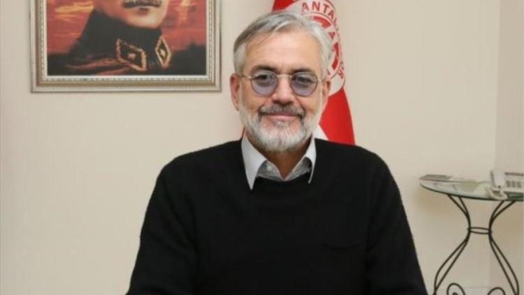 Antalyaspor AŞ'de bir istifa daha! Yönetim Kurulu Başkanı Hesapçıoğlu...