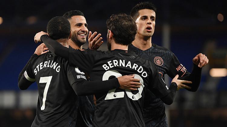 Manchester City, Everton'ı deplasmanda 3 golle geçti