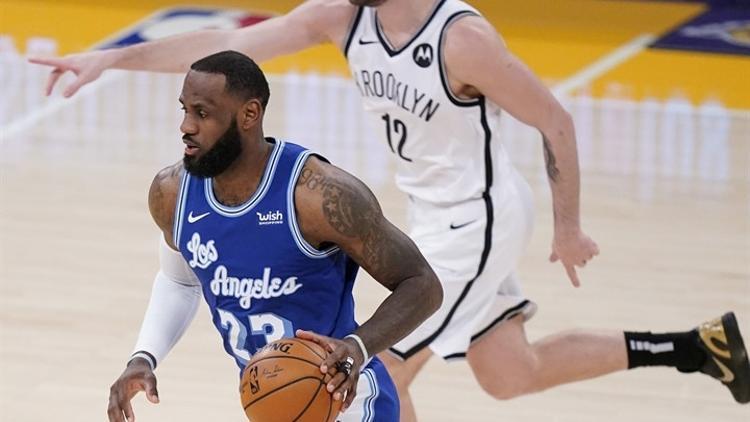 NBA'de Gecenin Sonuçları: Lakers kaybetti ama LeBron James "35 bin kulübü"ne girdi!