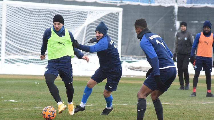 BB Erzurumspor'da hedef bir ilke imza atmak