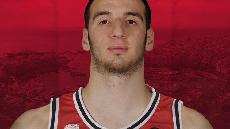 Olympiakos, Yunan pivot Koufos'u transfer etti