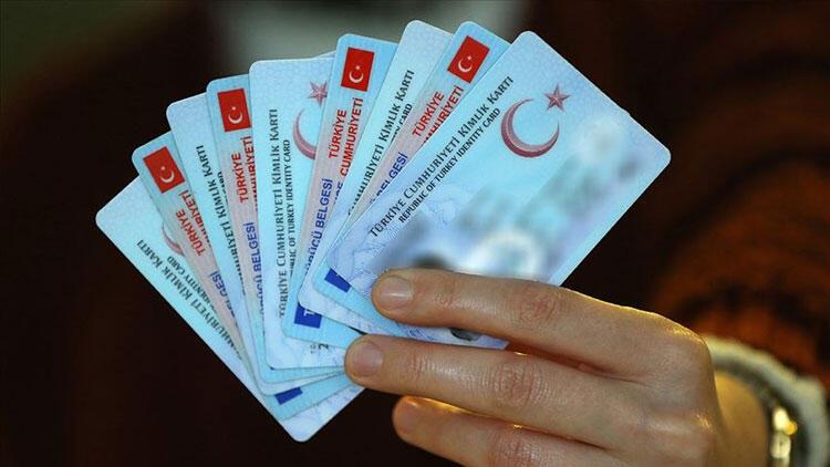 İçişleri Bakanlığı: Sürücü belgesi bilgileri kimlik kartına aktarılan kişi sayısı 1 milyonu geçti