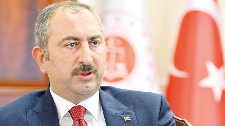 Adalet Bakanı Gül: 13 masumun şehit edildiği bu vahşet karşısında dillerini yuttular