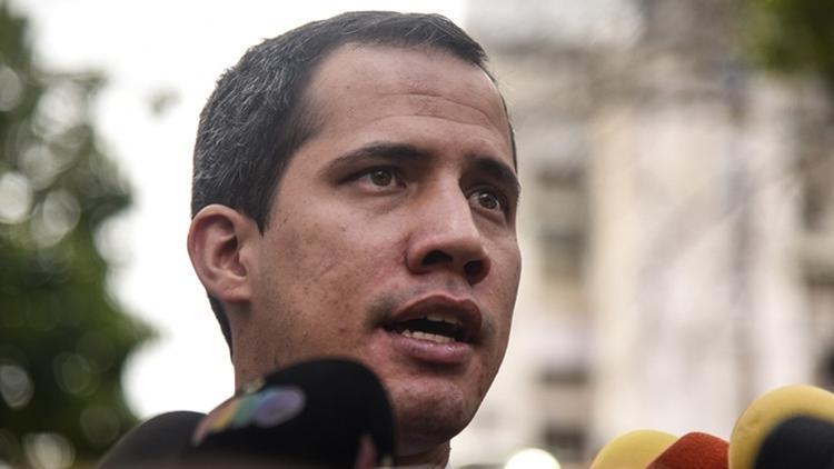 Venezuela'da muhalif lider Guaido, 15 yıl boyunca kamu görevlerinden men edildi