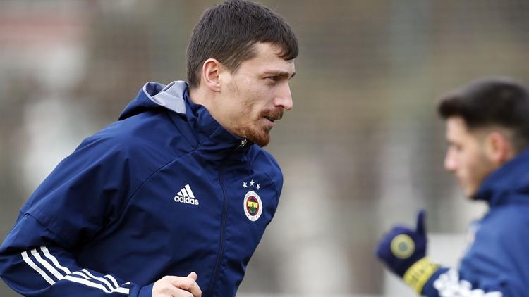 Mert Hakan Yandaş'ın Fenerbahçe performansı geçen sezonun gerisinde