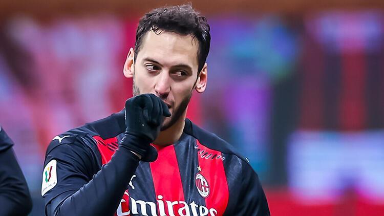 Hakan Çalhanoğlu'ndan Galatasaray'a kalpli yanıt!