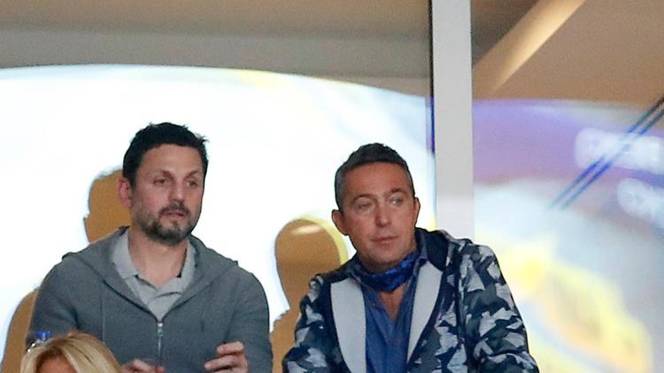 Fenerbahçe'de Ali Koç ve Erol Bulut'tan Trabzonspor maçı öncesi toplantı