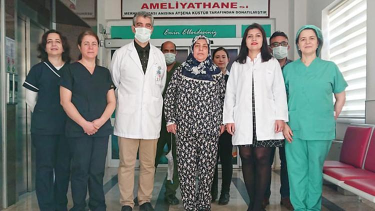 Tıp literatürüne girdi! 30 cm uzunluğunda safra kesesi