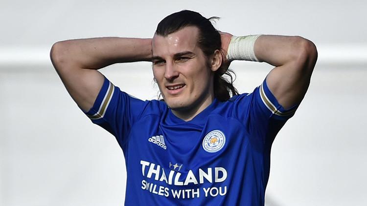 Leicester City evinde Arsenal'e kaybetti! 4 gol...