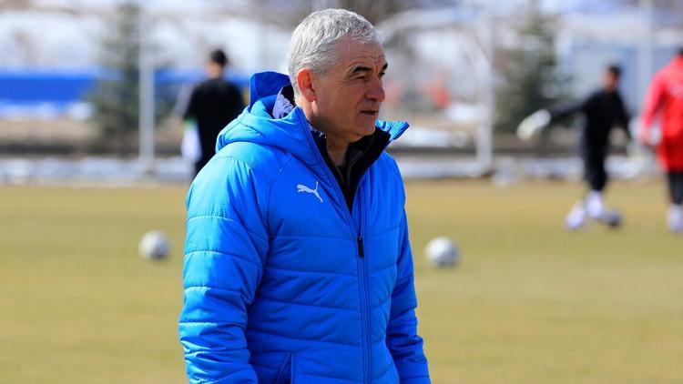 Sivasspor teknik direktörü Rıza Çalımbay'dan Hatayspor açıklaması